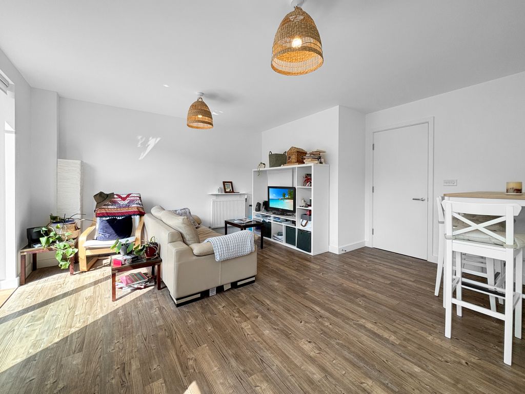 Property photo 2 of 14 5A509c6F6Ff7906E8758d3B38Bd493E1c2Fe2A45