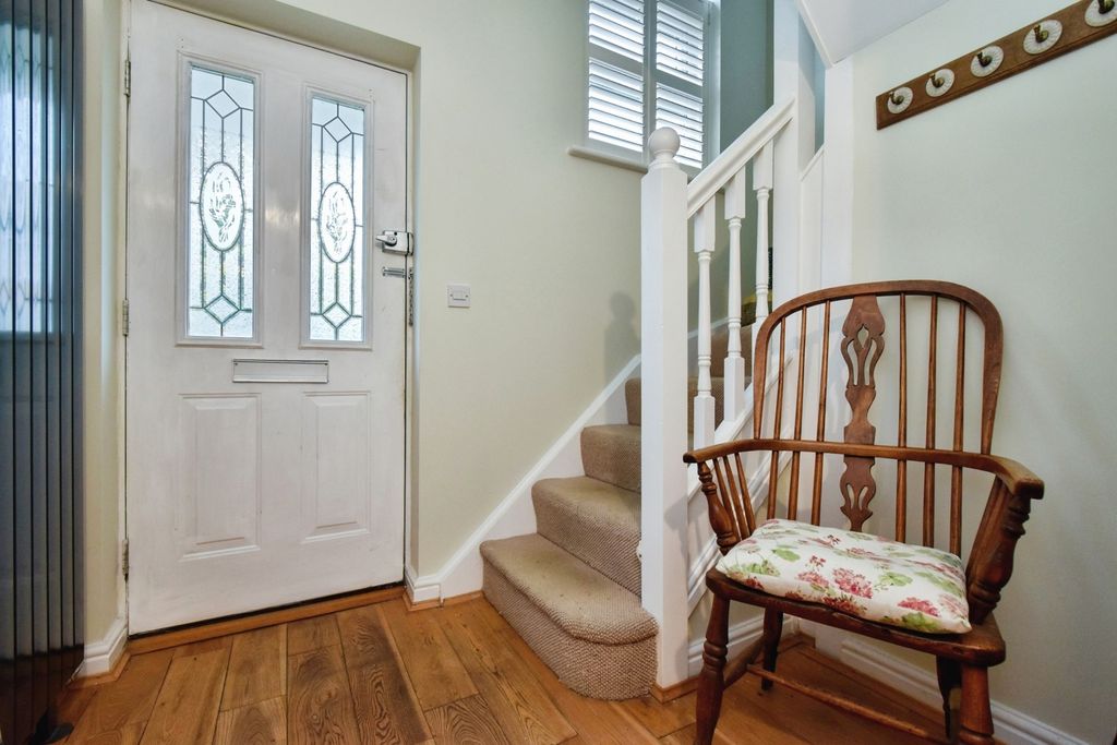 Property photo 2 of 20 Photo