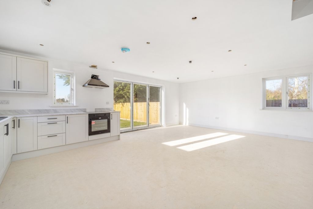 Property photo 2 of 12 78A Horncastle Road (Boston)-7