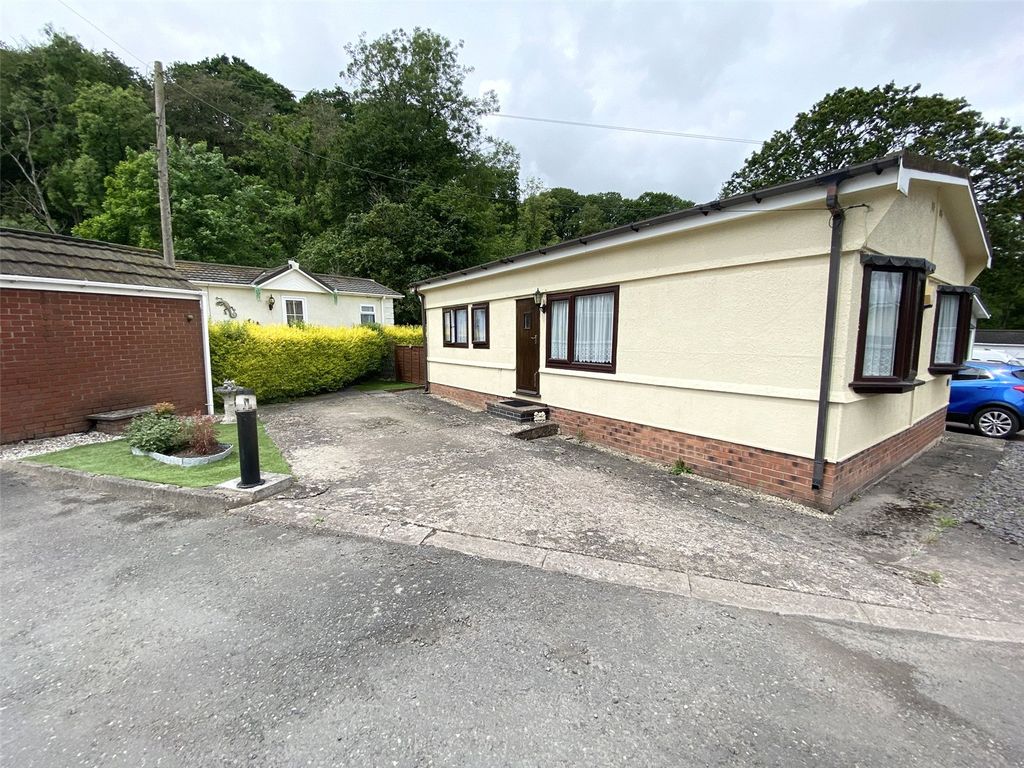 Property photo 1 of 15 Picture No. 10
