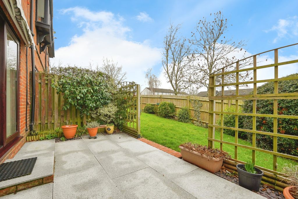 Property photo 3 of 14