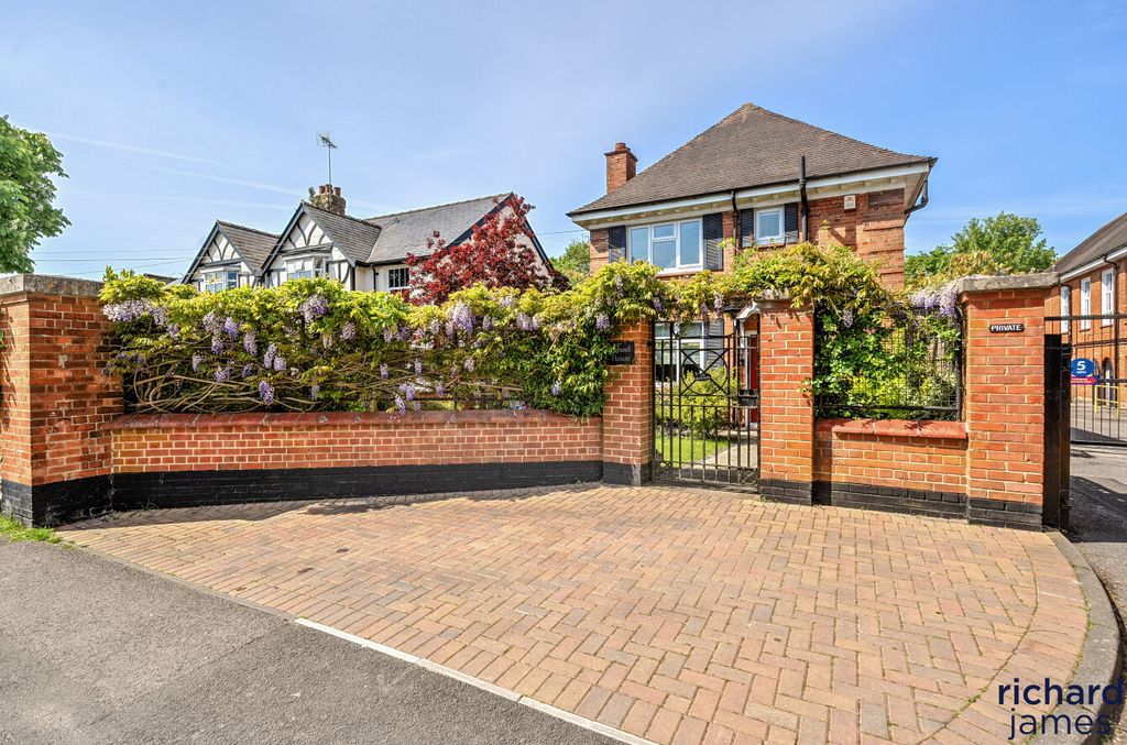 Property photo 1 of 24 Ccf7B2Acc76d4F30A3214473Ac3389B9