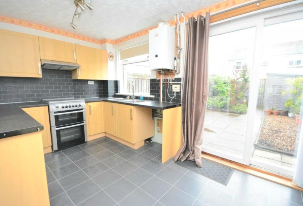 Property photo 3 of 12