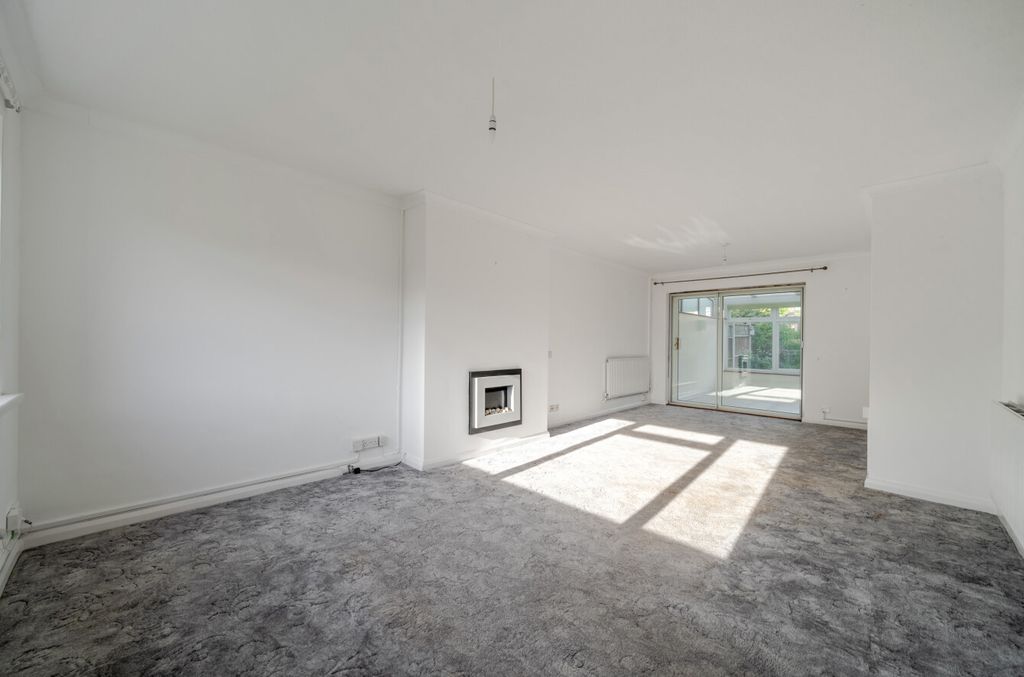 Property photo 3 of 10 1450164-5-69F247E...