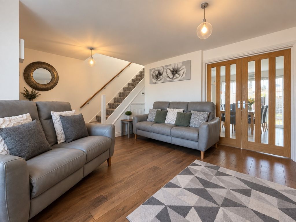 Property photo 3 of 10 5436442
