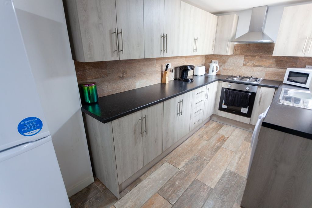 Property photo 2 of 11 Img_0354