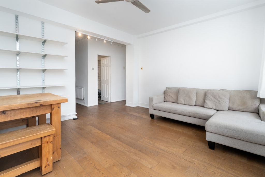 Property photo 2 of 10 Picture No. 04