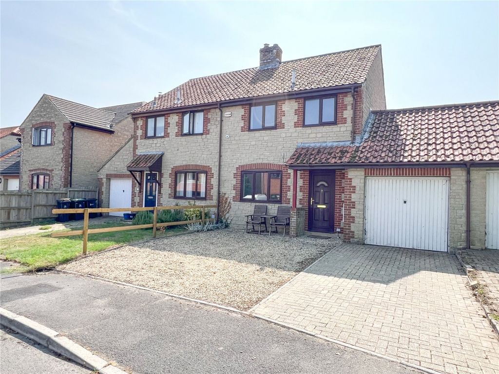 Property photo 1 of 11 Picture No. 01