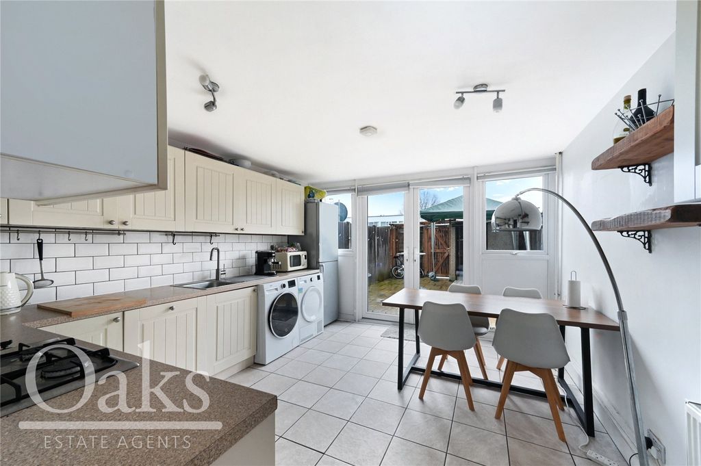 Property photo 3 of 12 Picture No. 01