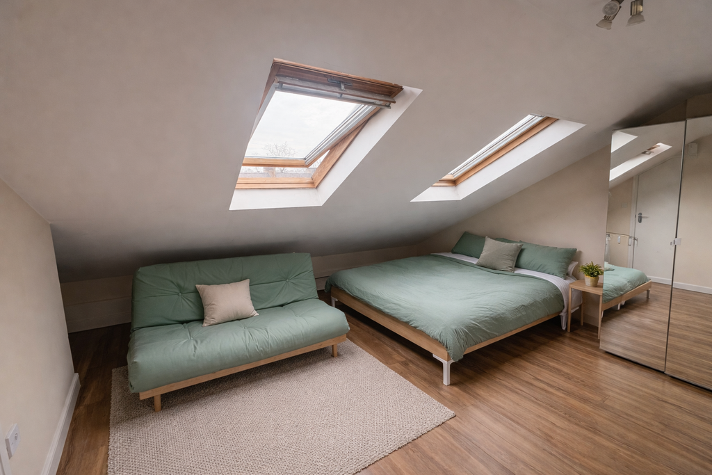 Property photo 2 of 8 Property