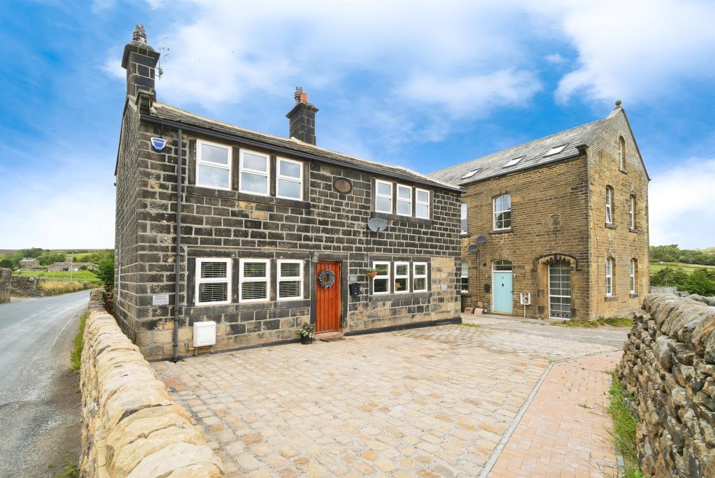 Property photo 1 of 14