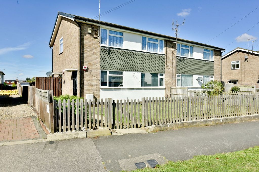 Property photo 1 of 21