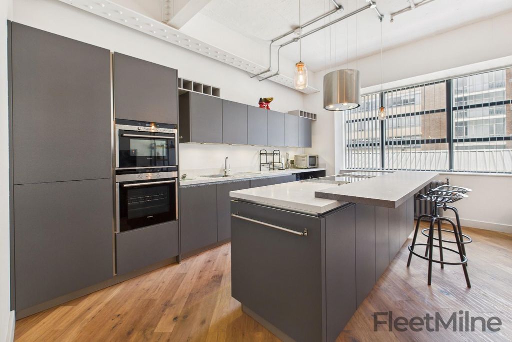 Property photo 3 of 15 Kitchen