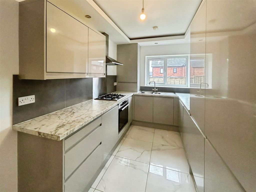 Property photo 2 of 9 A0Cb174B-4.Jpg