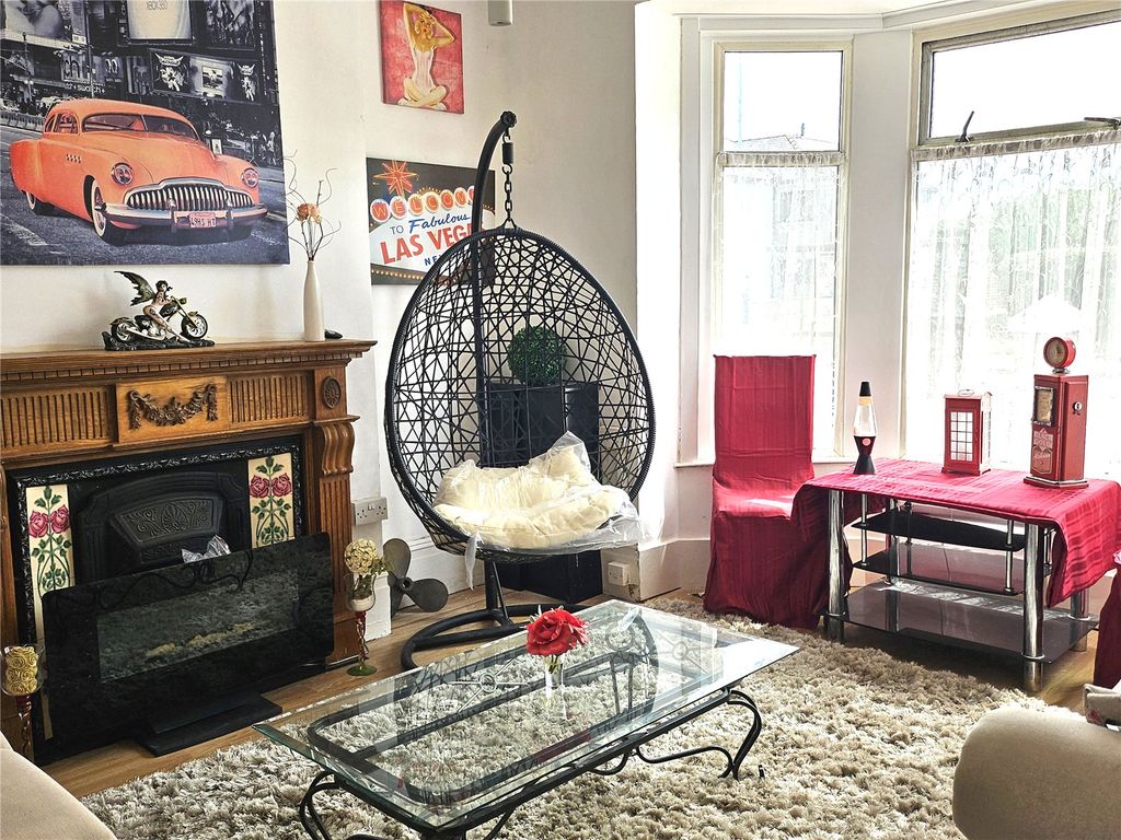 Property photo 3 of 15 Picture No. 09