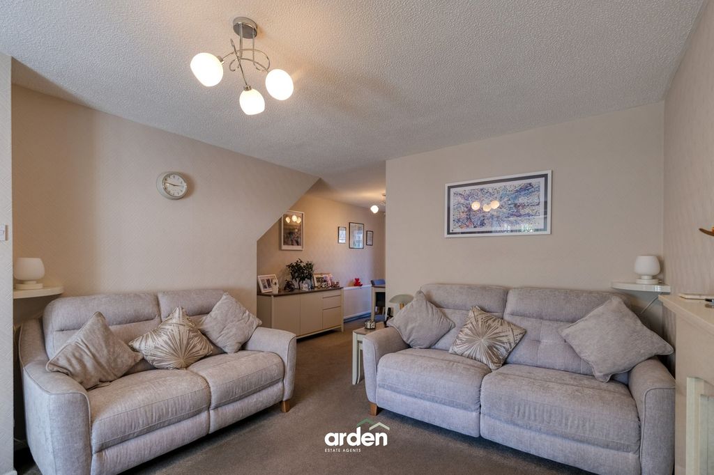Property photo 3 of 17