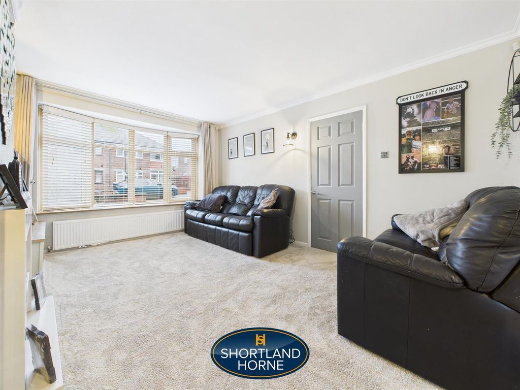 Property photo 3 of 28 Cam04377G0-Pr0079-Still008.Jpg