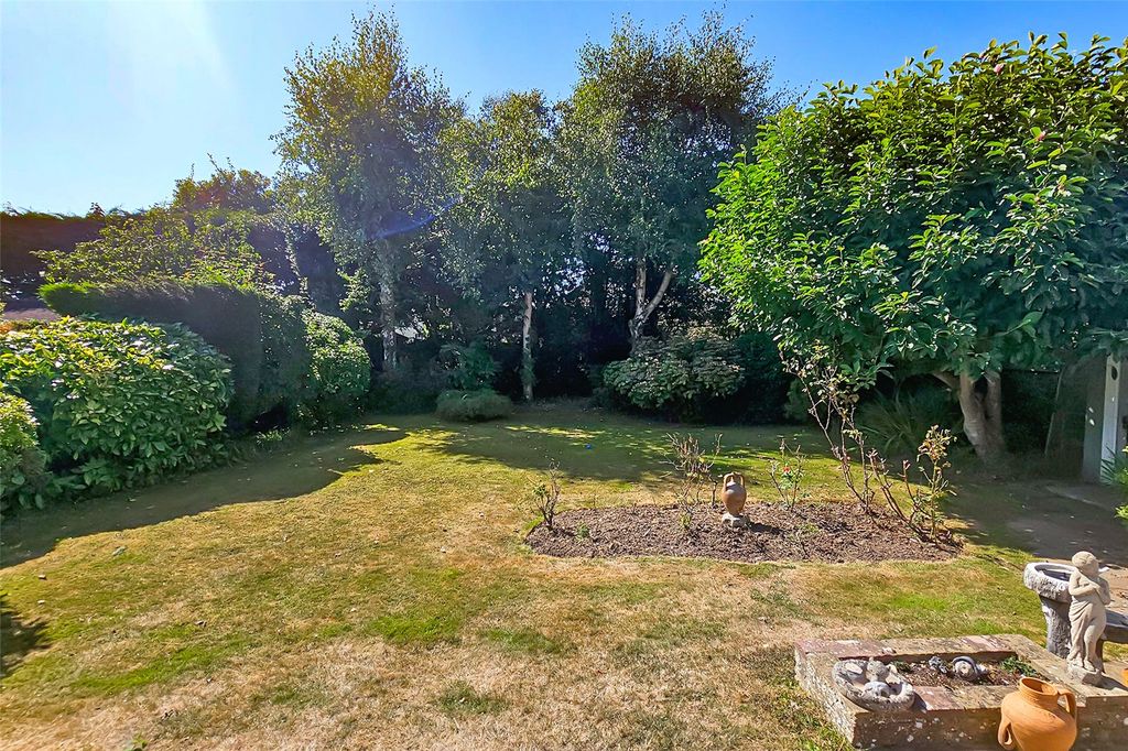Property photo 2 of 30 Picture No. 01