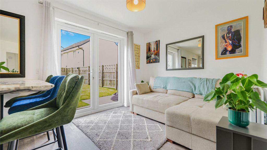 Additional image 7 of 5 bed detached house for saleBeech Path, East Calder, Livingston, West Lothian EH53