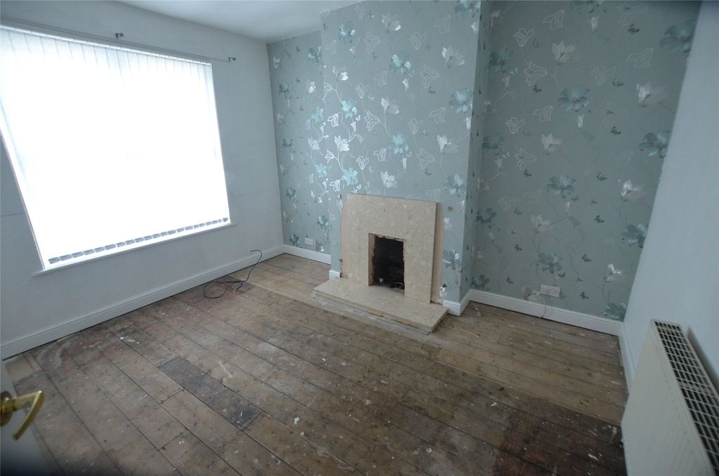 Property photo 3 of 10 Picture No. 06