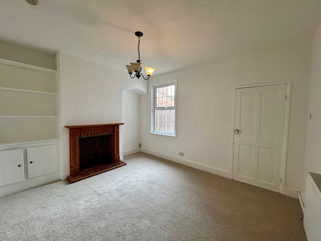 Property photo 3 of 7
