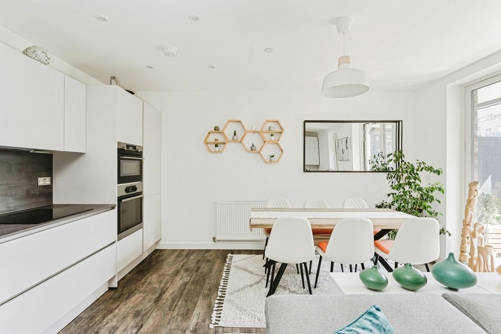 Property photo 1 of 16 Pbox-Img.Jpg