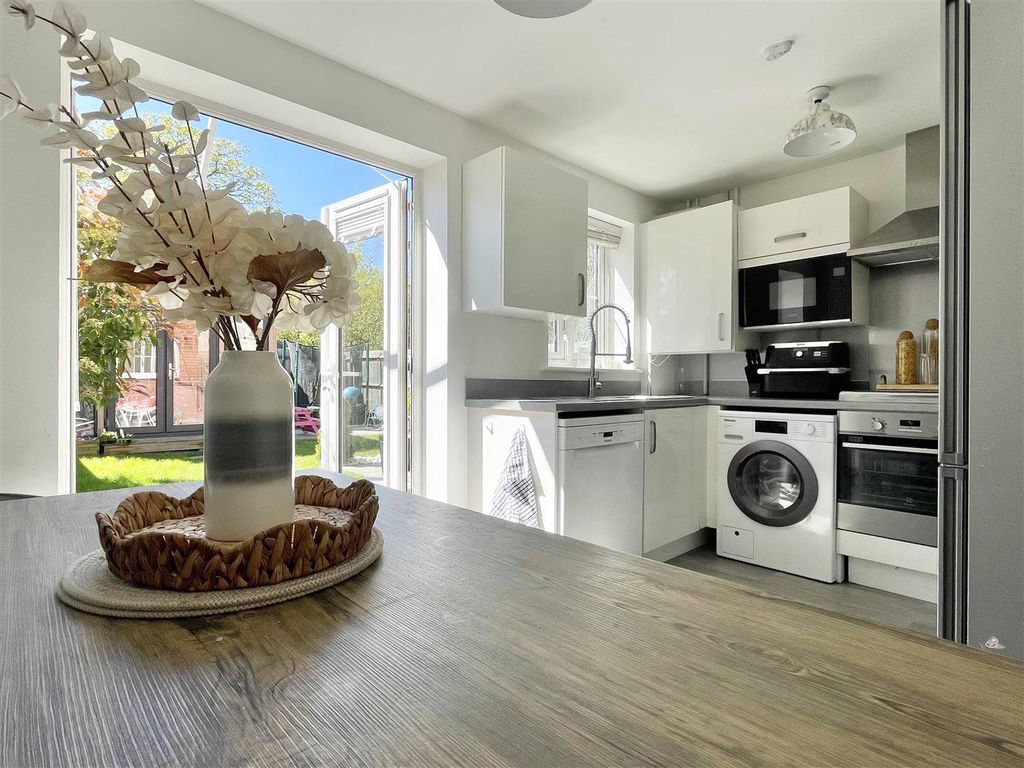 Property photo 2 of 24 K1.Jpg