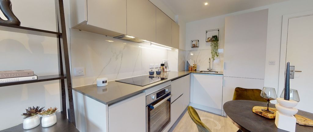Property photo 2 of 17 Kitchen