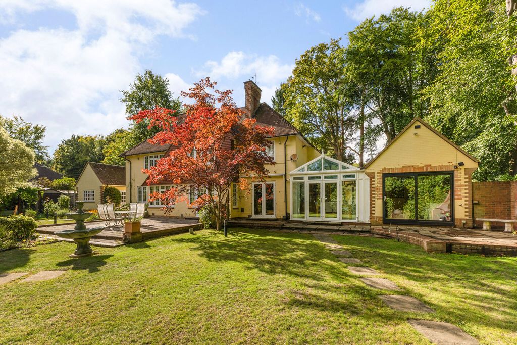 Additional image 18 of 4 bed detached house for saleWaverley Avenue, Fleet GU51