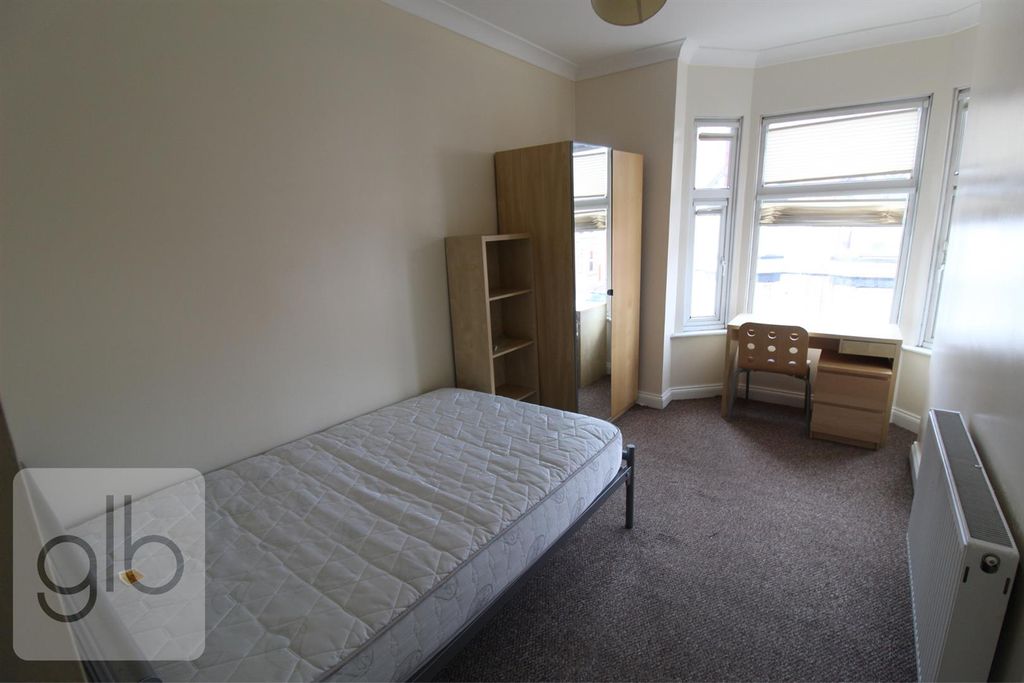 Property photo 2 of 6 1.Png
