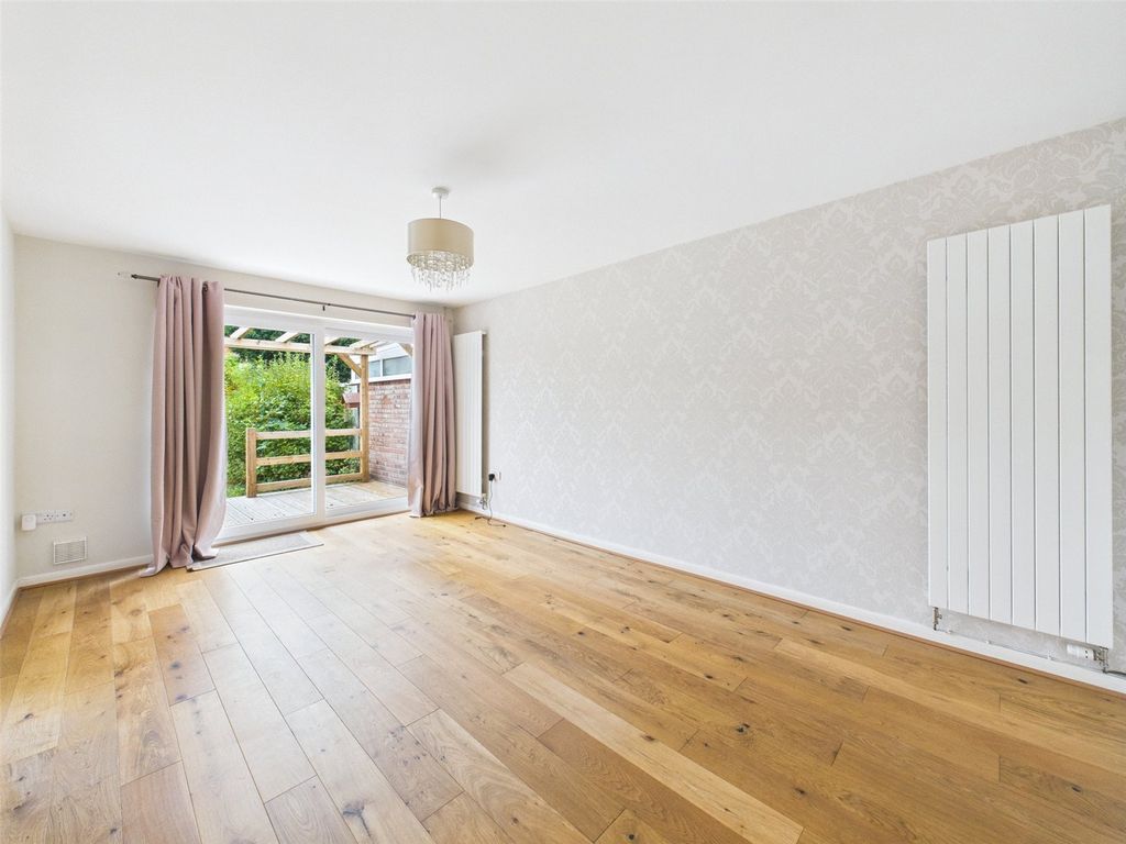 Property photo 3 of 10 Picture No. 06