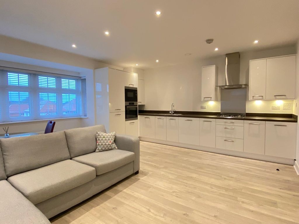 Property photo 2 of 8 Photo