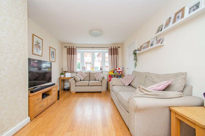 Property photo 3 of 20 Photo 5