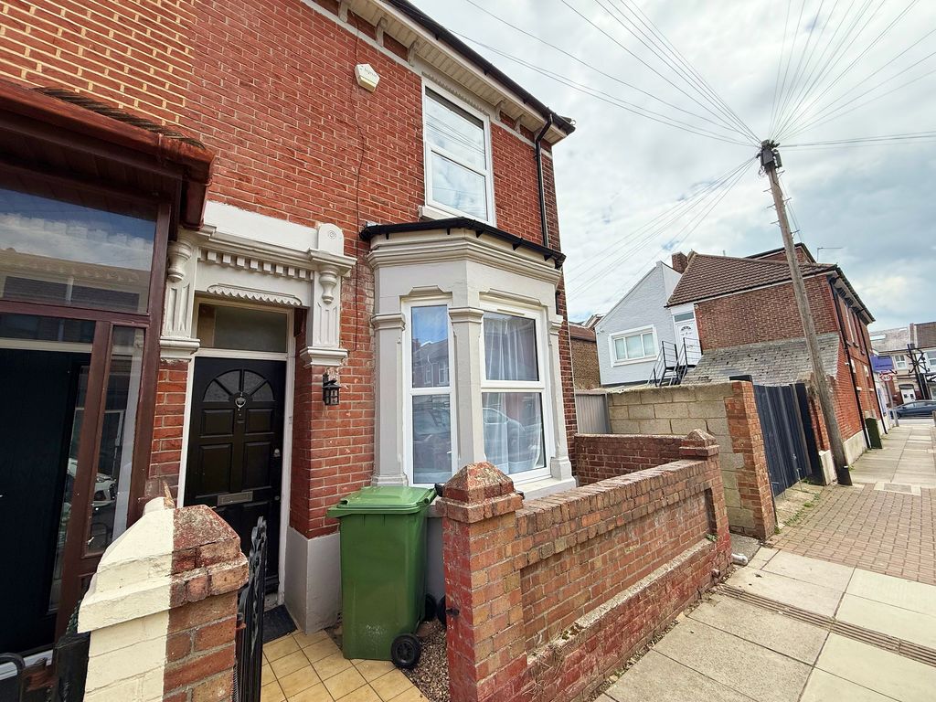 Property photo 2 of 15