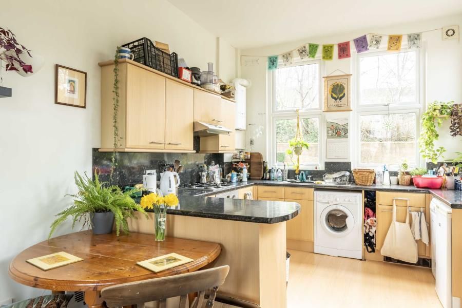 Property photo 3 of 6