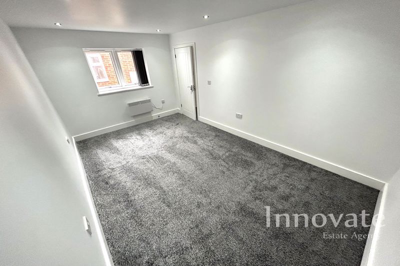 Property photo 2 of 5 Photo 3