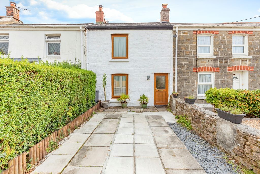 Property photo 1 of 17 Photography
