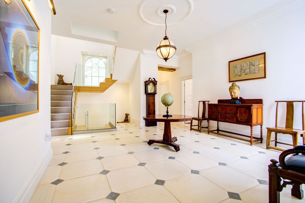 Property photo 2 of 41 Reception Hall