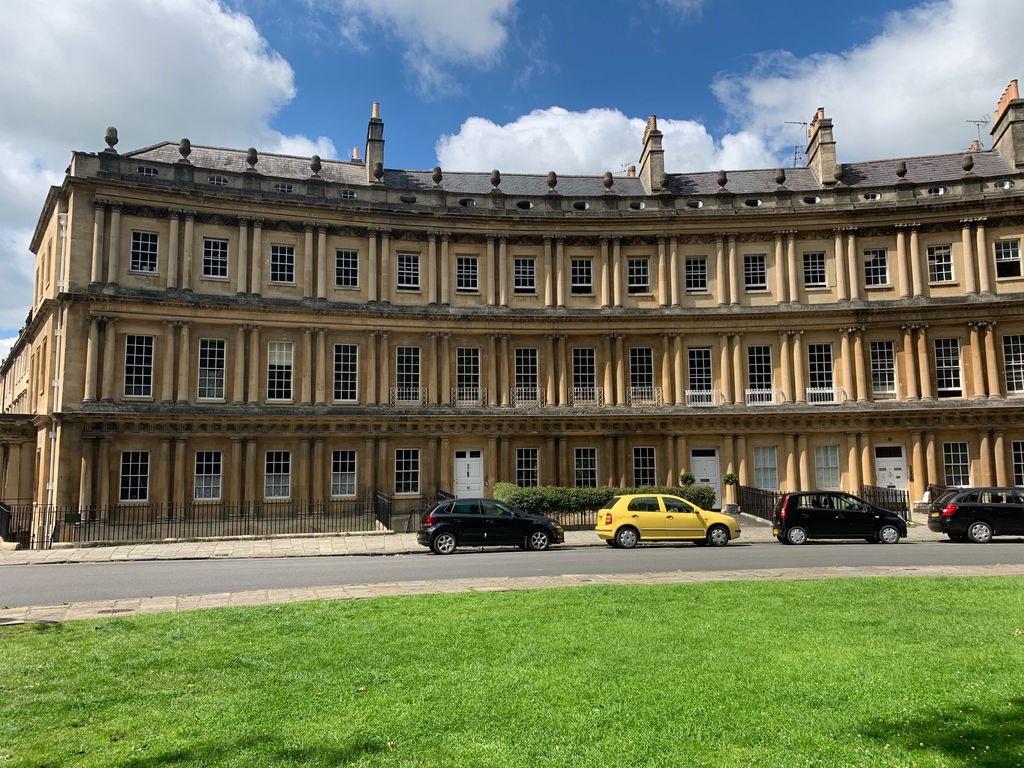 Property photo 1 of 8 Exterior