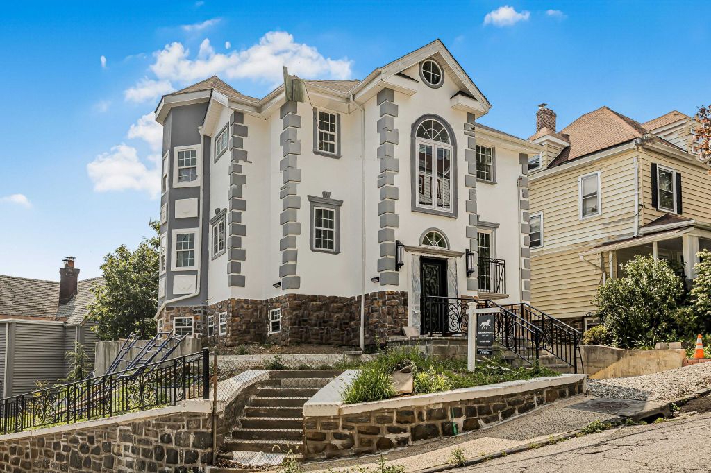 Property photo 2 of 23 <Alttext/>