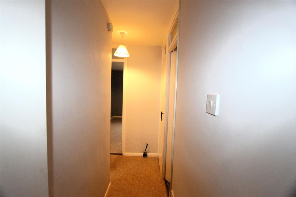 Property photo 3 of 10 6.Jpg