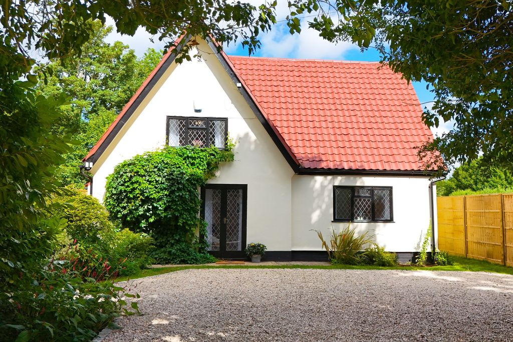 Property photo 1 of 28
