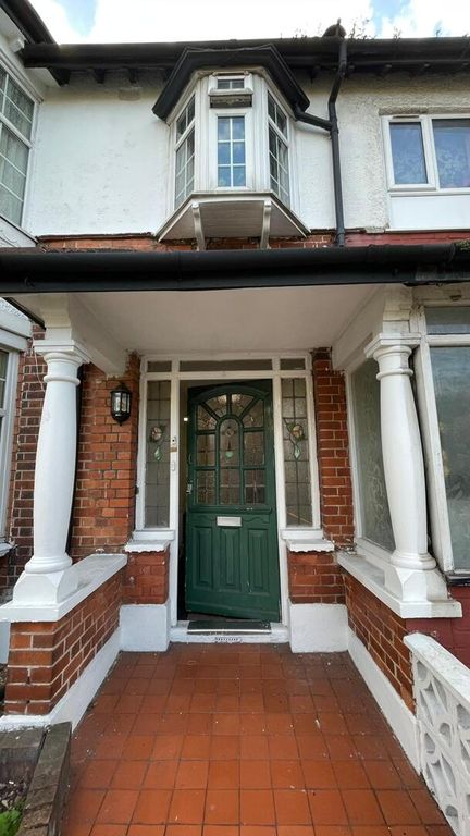 Property photo 1 of 1 Front (Exterior)