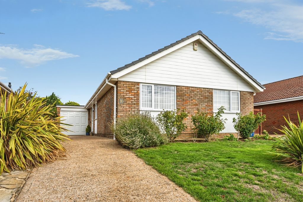 Property photo 1 of 16