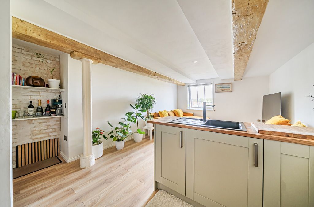 Additional image 10 of 1 bed flat for saleLower Quay, Fareham, Hampshire PO16