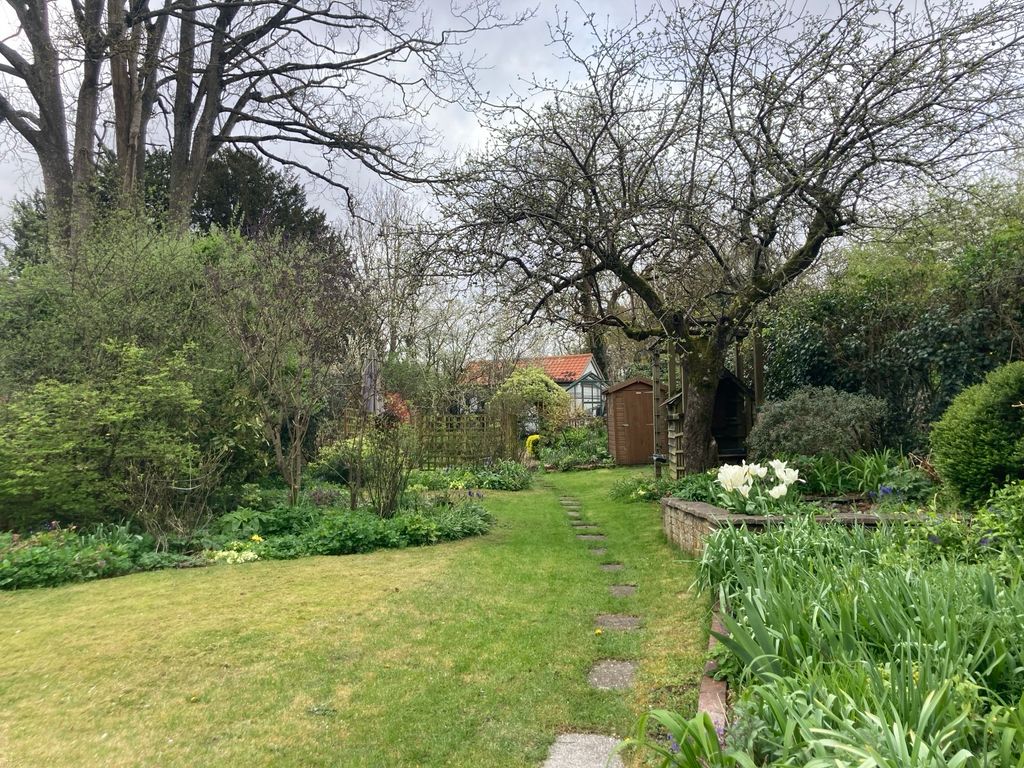 Property photo 2 of 14