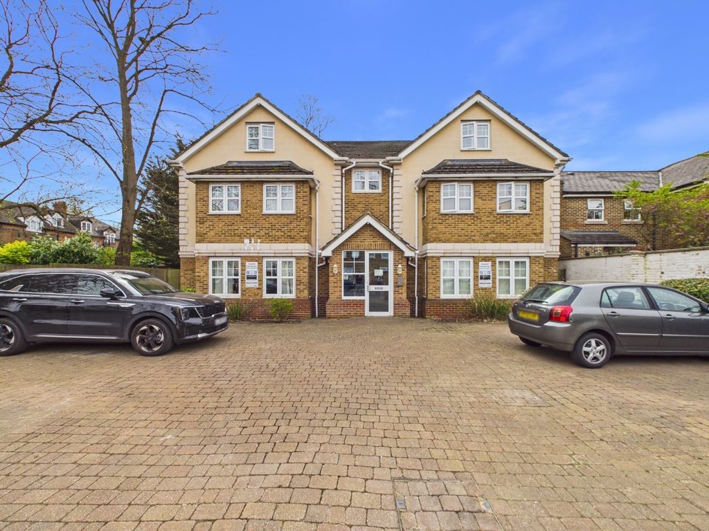 Property photo 1 of 11 4906360