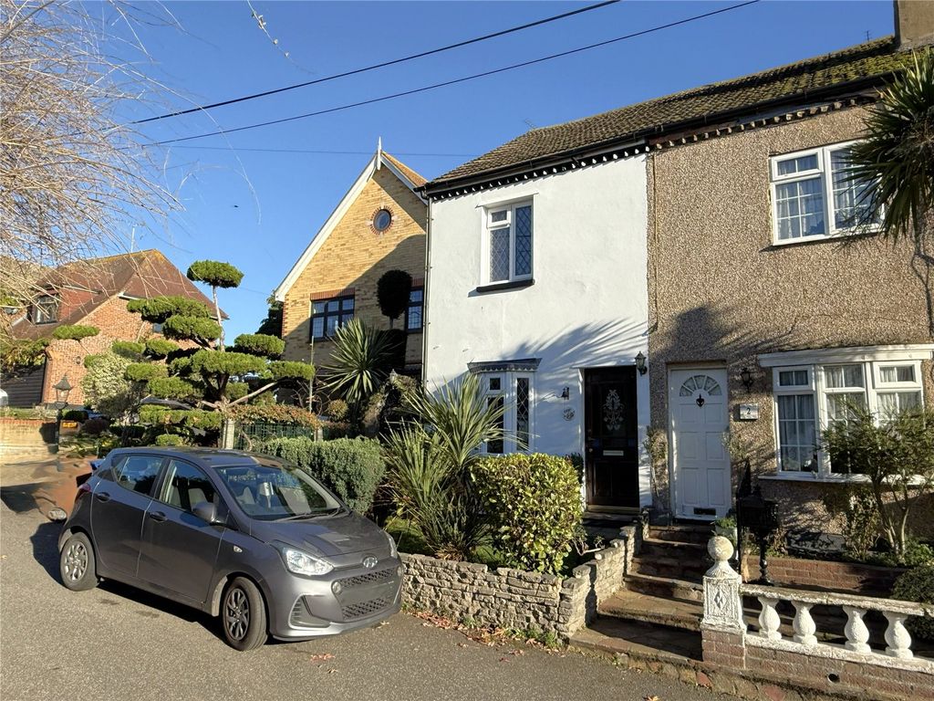 Property photo 1 of 17 Picture No. 01