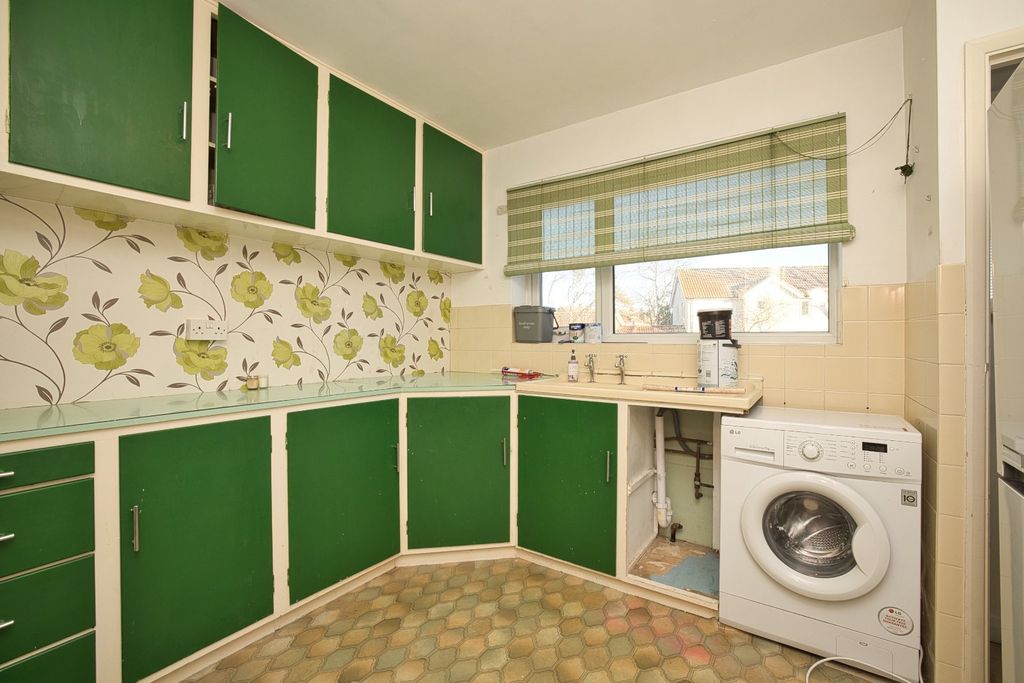 Property photo 3 of 9 Picture 3