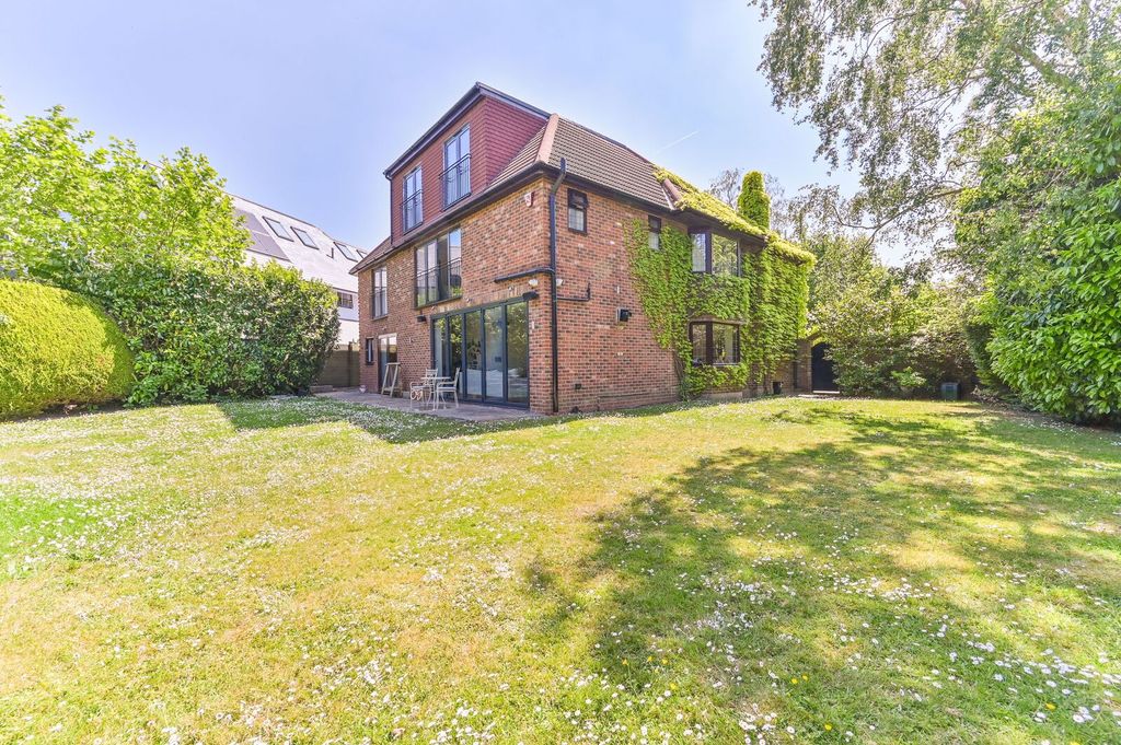 Additional image 21 of 7 bed detached house for saleRanmore Avenue, Shirley, Croydon CR0